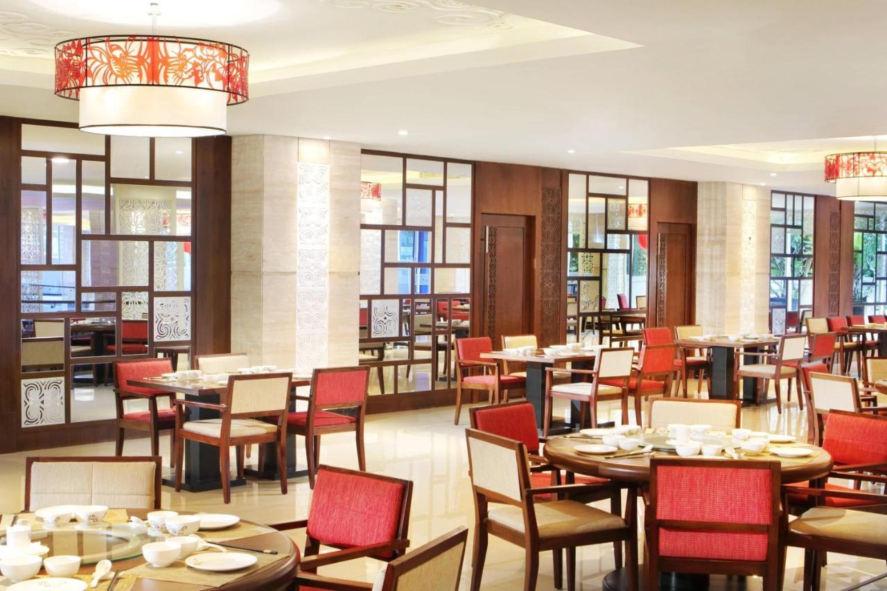 Four Points By Sheraton Macasar Exterior foto