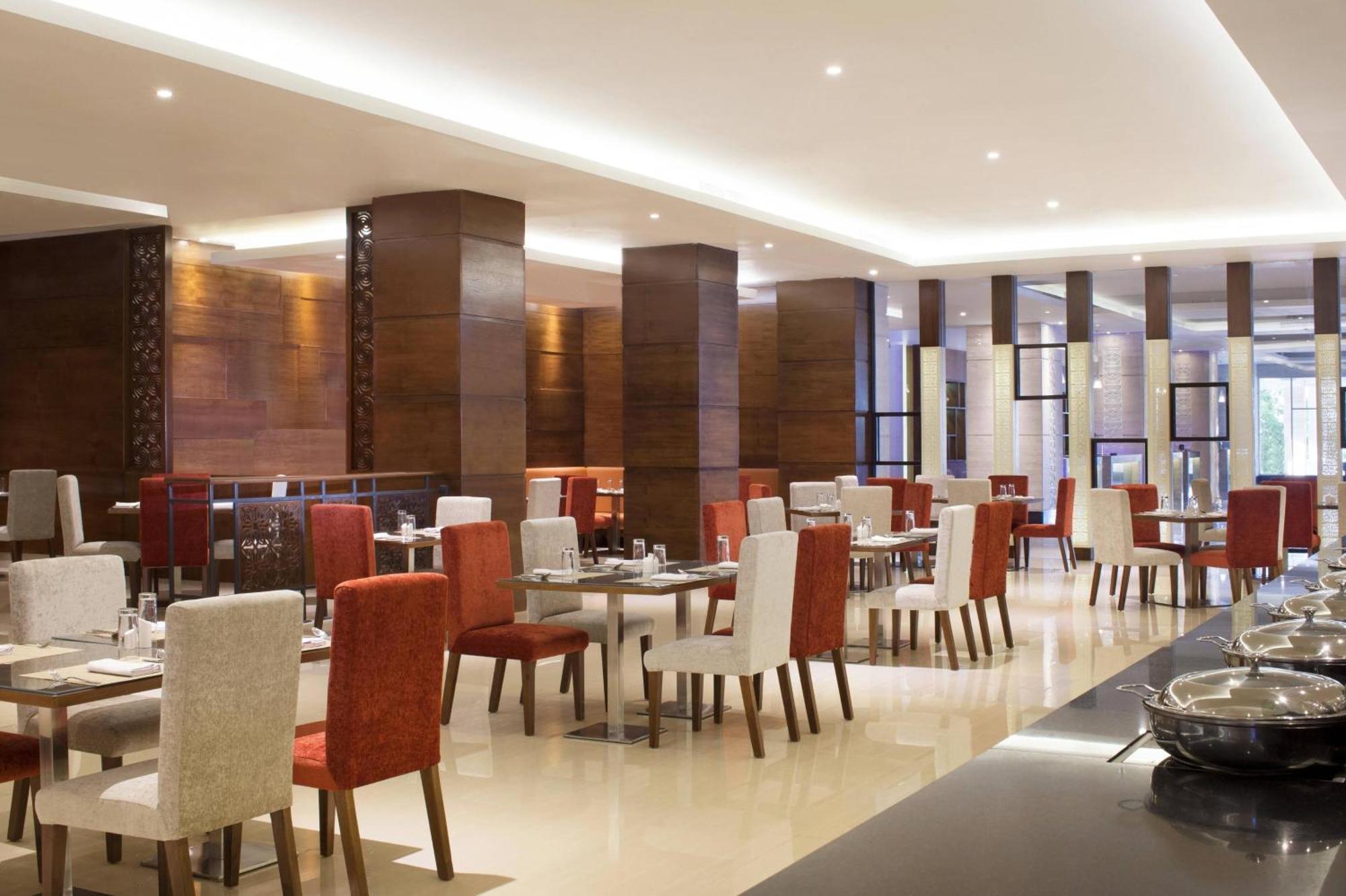 Four Points By Sheraton Macasar Exterior foto